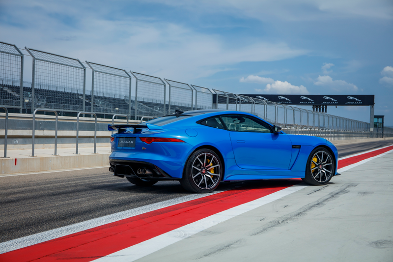 Illustration for article titled The Jaguar F-Type SVR Is A 575 Horsepower Screaming Track Day LunaticÂ